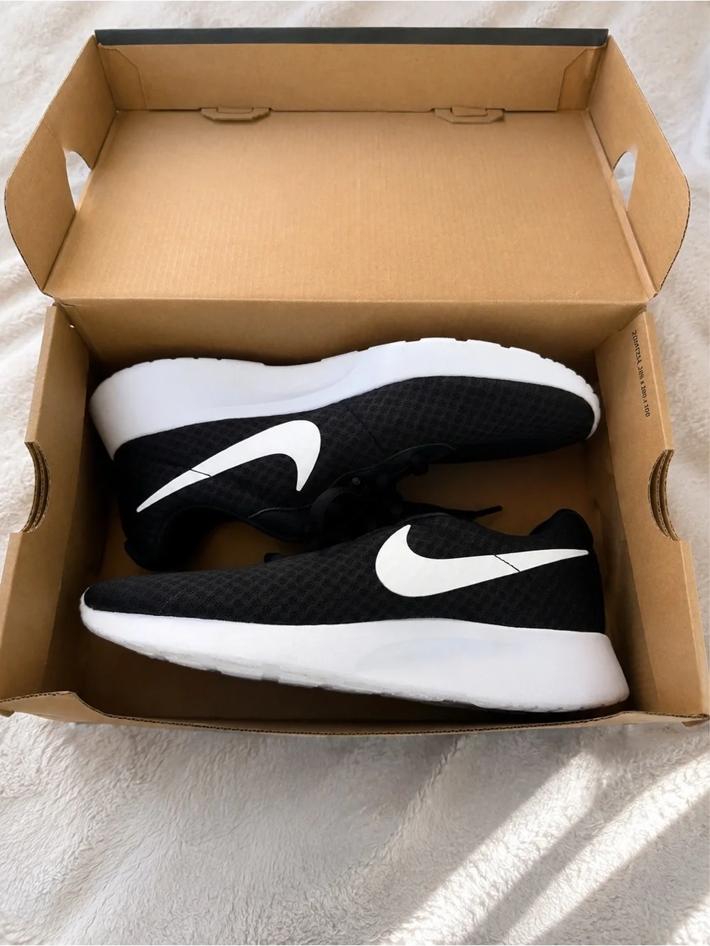 Nike Black and White Lightweight Trainer Shoes